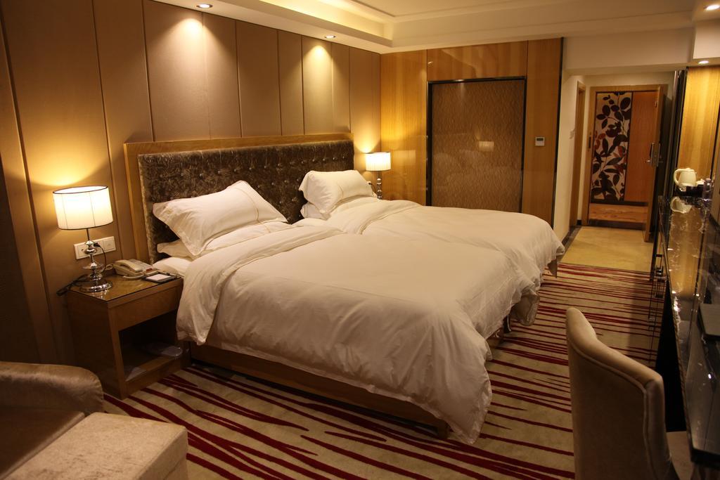 Guangzhou Guo Mao Hotel חדר תמונה