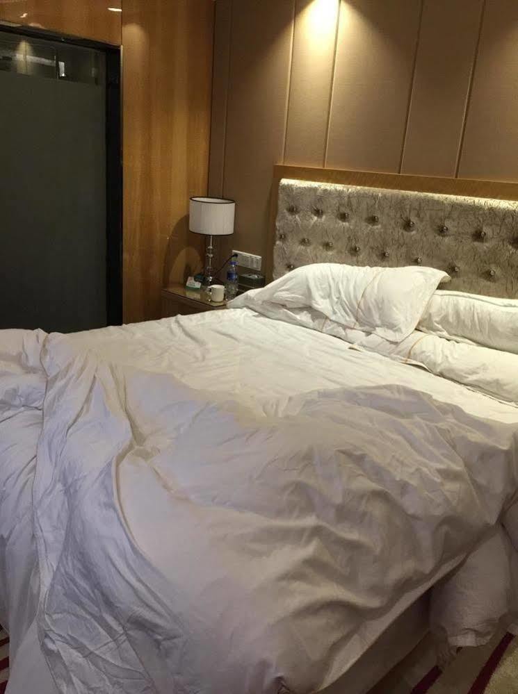 Guangzhou Guo Mao Hotel מראה חיצוני תמונה