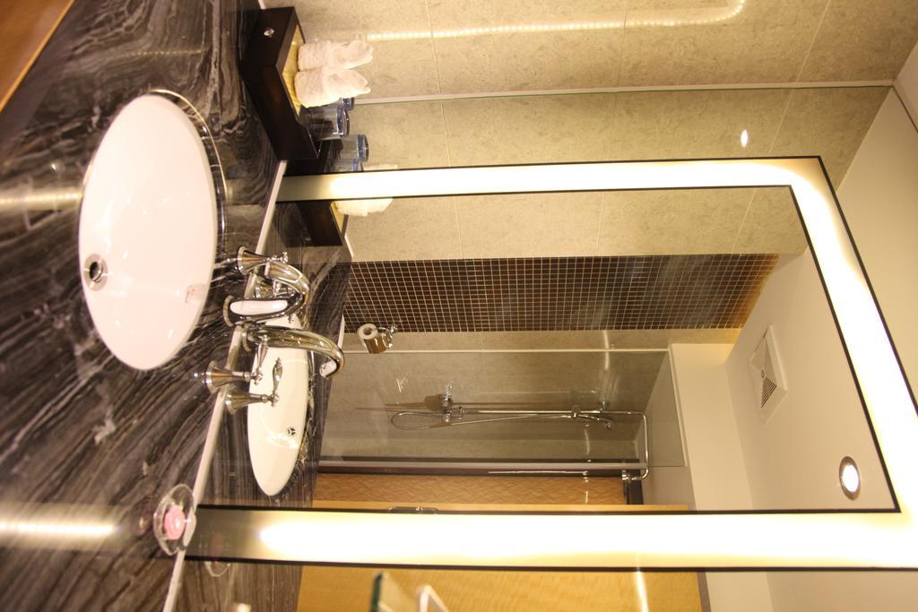 Guangzhou Guo Mao Hotel מראה חיצוני תמונה